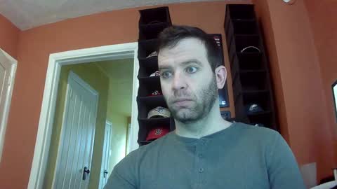 Snapshot of dweav240 chatting on 10/30/25, 05:13 dweav240 online show from 10/30/25, 05:13