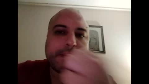 Snapshot of dwizziz chatting on 05/10/26, 02:28 Ivan online show from 05/10/26, 02:28