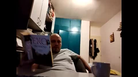 Snapshot of dwizziz chatting on 06/06/26, 01:32 Ivan online show from 06/06/26, 01:32