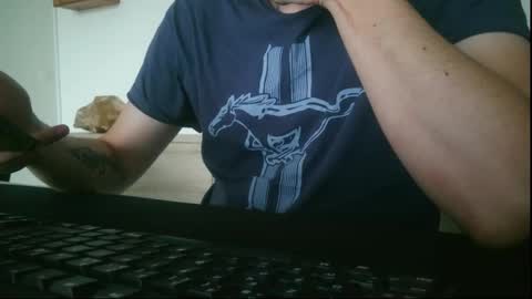 dy22__ online show from 11/03/25, 03:24