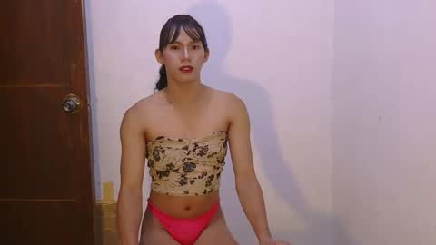 dy_namite online show from 11/25/25, 07:47