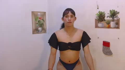 dy_namite online show from 04/13/26, 06:24