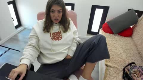 dayana online show from 02/19/26, 05:47