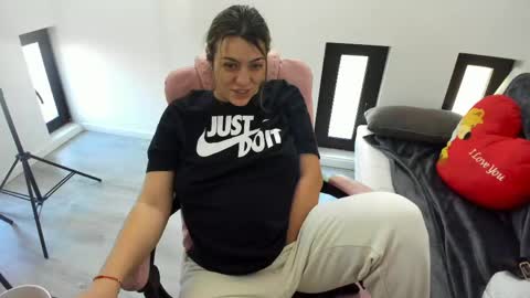 dayana online show from 05/13/26, 04:54