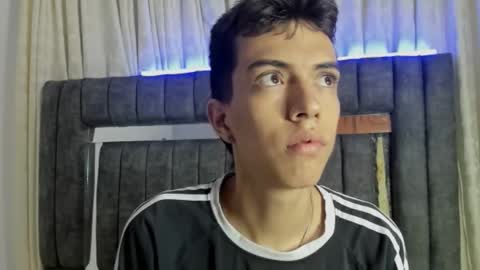 Snapshot of dylan_2005 chatting on 09/12/25, 11:21 Dylan online show from 09/12/25, 11:21