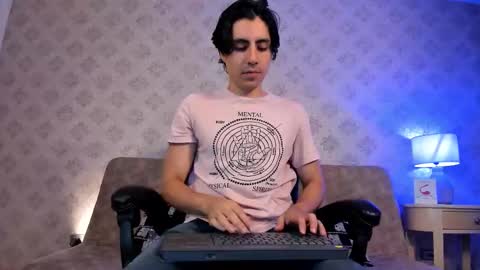 Dylan online show from 09/23/25, 11:13