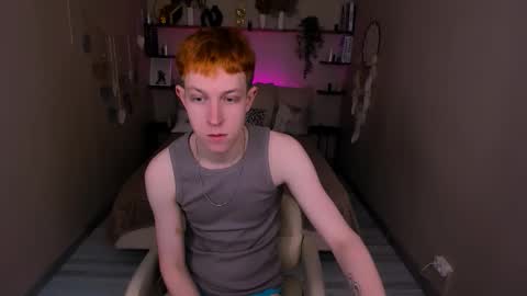 Snapshot of dylan_norton chatting on 02/15/26, 10:25 Dylan online show from 02/15/26, 10:25