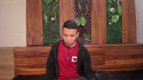 Dylan  online show from 04/02/26, 11:30