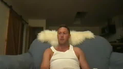 Snapshot of dylan_thick chatting on 06/21/26, 05:43 Dylans ThicK online show from 06/21/26, 05:43