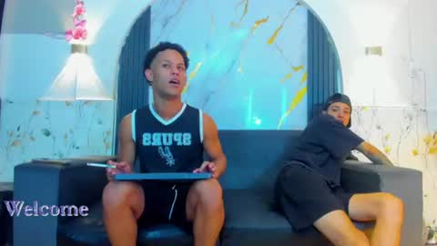Snapshot of dylan_vanni chatting on 06/18/26, 04:02 Dylan online show from 06/18/26, 04:02