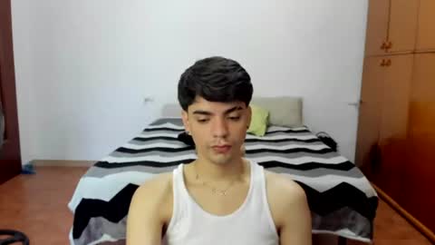 Snapshot of dylancruger chatting on 07/15/26, 08:41 D Y L A N online show from 07/15/26, 08:41