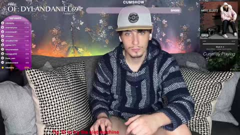 Snapshot of dylandaniel69 chatting on 12/05/24, 06:32 Dylan Daniel 7.8 online show from 12/05/24, 06:32