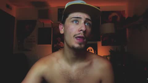 Snapshot of dylandaniel69 chatting on 02/16/25, 06:43 Dylan Daniel 7.8 online show from 02/16/25, 06:43