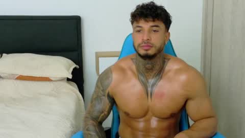 Snapshot of dylanrivera_ chatting on 05/07/26, 02:17 Dylan Rivera online show from 05/07/26, 02:17