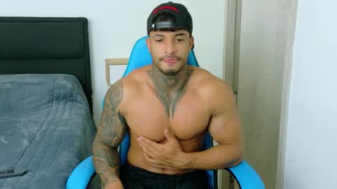Snapshot of dylanrivera_ chatting on 06/05/26, 02:40 Dylan Rivera online show from 06/05/26, 02:40