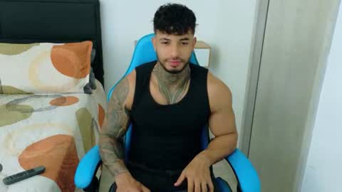 Snapshot of dylanrivera_ chatting on 07/04/26, 04:02 Dylan Rivera online show from 07/04/26, 04:02
