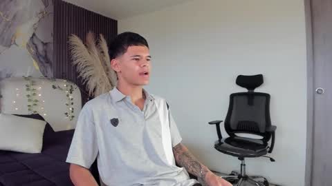 dylanroyce_ online show from 02/25/26, 12:59