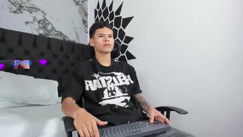 dylanroyce_ online show from 03/16/26, 11:47