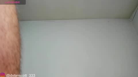 dylanscott_106 online show from 02/06/25, 07:18