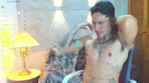 D Y L A N online show from 01/16/25, 08:46