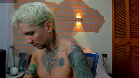 D Y L A N online show from 09/20/25, 09:49