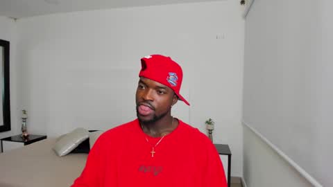 Dylan Taylor online show from 03/11/25, 02:10