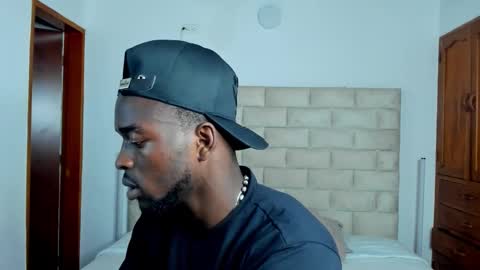 Dylan Taylor online show from 01/18/26, 07:28