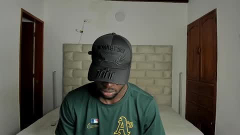 Dylan Taylor online show from 02/15/26, 03:36