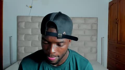 Dylan Taylor online show from 02/15/26, 07:51