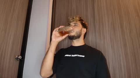 dylanxfun online show from 12/21/25, 04:08