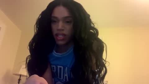 Snapshot of dynasty313 chatting on 12/22/24, 09:20 Dynasty online show from 12/22/24, 09:20