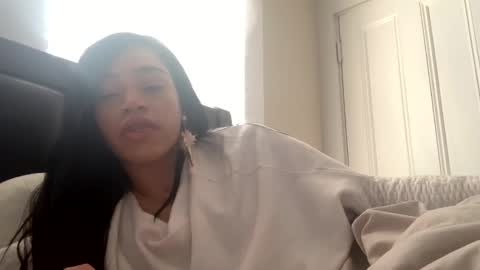 Snapshot of dynasty313 chatting on 01/25/25, 08:21 Dynasty online show from 01/25/25, 08:21