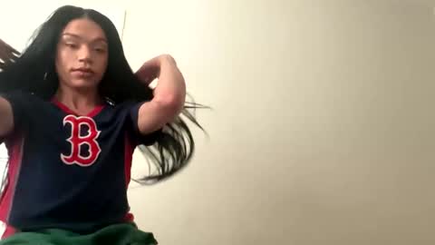 Dynasty online show from 12/01/25, 07:08