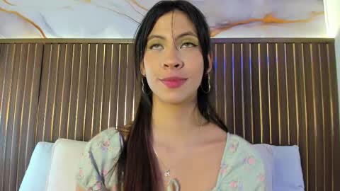 Call me Sofia online show from 01/06/26, 07:28