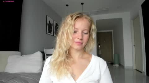 fansly - yourbestbaby online show from 01/04/25, 02:14