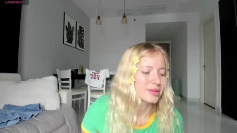 fansly - yourbestbaby online show from 01/05/25, 04:58