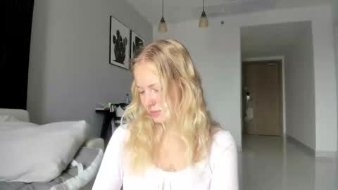 fansly - yourbestbaby online show from 02/07/25, 03:45