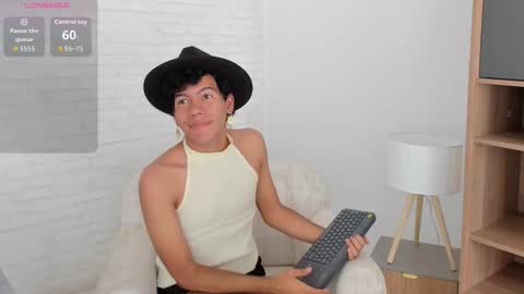 John online show from 09/28/25, 07:52