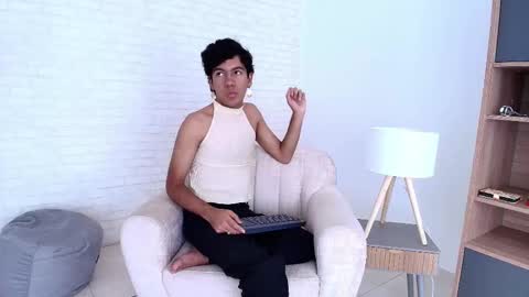 John online show from 10/09/25, 08:07