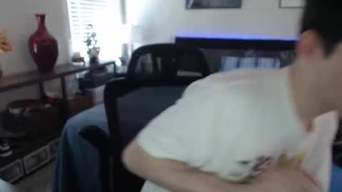 Alex online show from 04/17/26, 06:55