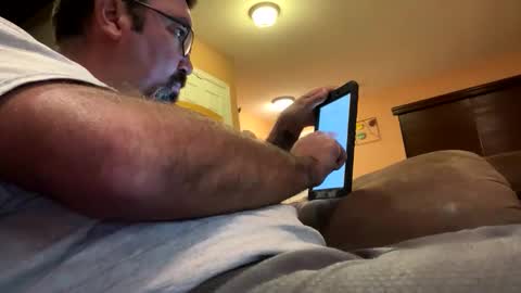 Snapshot of earl3232 chatting on 11/01/25, 05:53 earl3232 online show from 11/01/25, 05:53