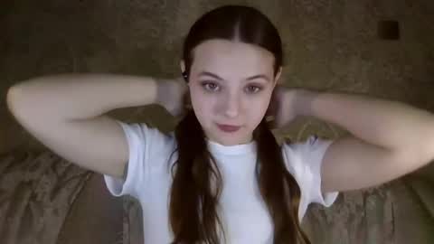 Yuni online show from 02/14/26, 05:10