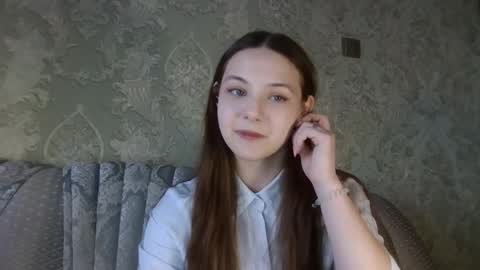 Yuni online show from 02/17/26, 01:29