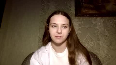 Yuni online show from 03/17/26, 04:10