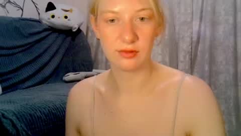 Lily online show from 07/02/26, 04:13