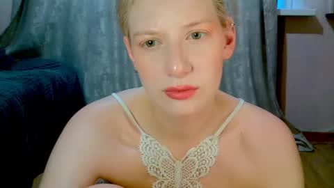 Lily online show from 07/04/26, 07:25