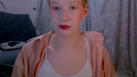 Lily online show from 07/13/26, 08:06