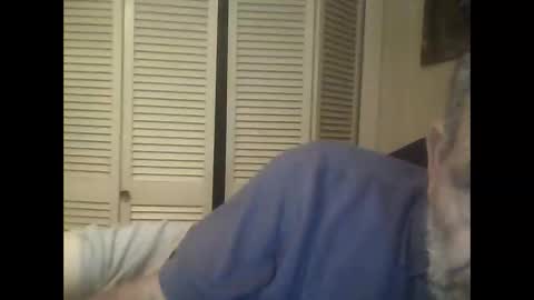 Easye online show from 10/31/25, 10:27