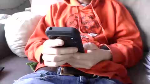 Snapshot of easylog chatting on 10/12/25, 11:37 easylog online show from 10/12/25, 11:37