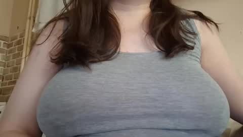 Snapshot of easysmart000 chatting on 09/23/25, 05:10 easysmart000 online show from 09/23/25, 05:10